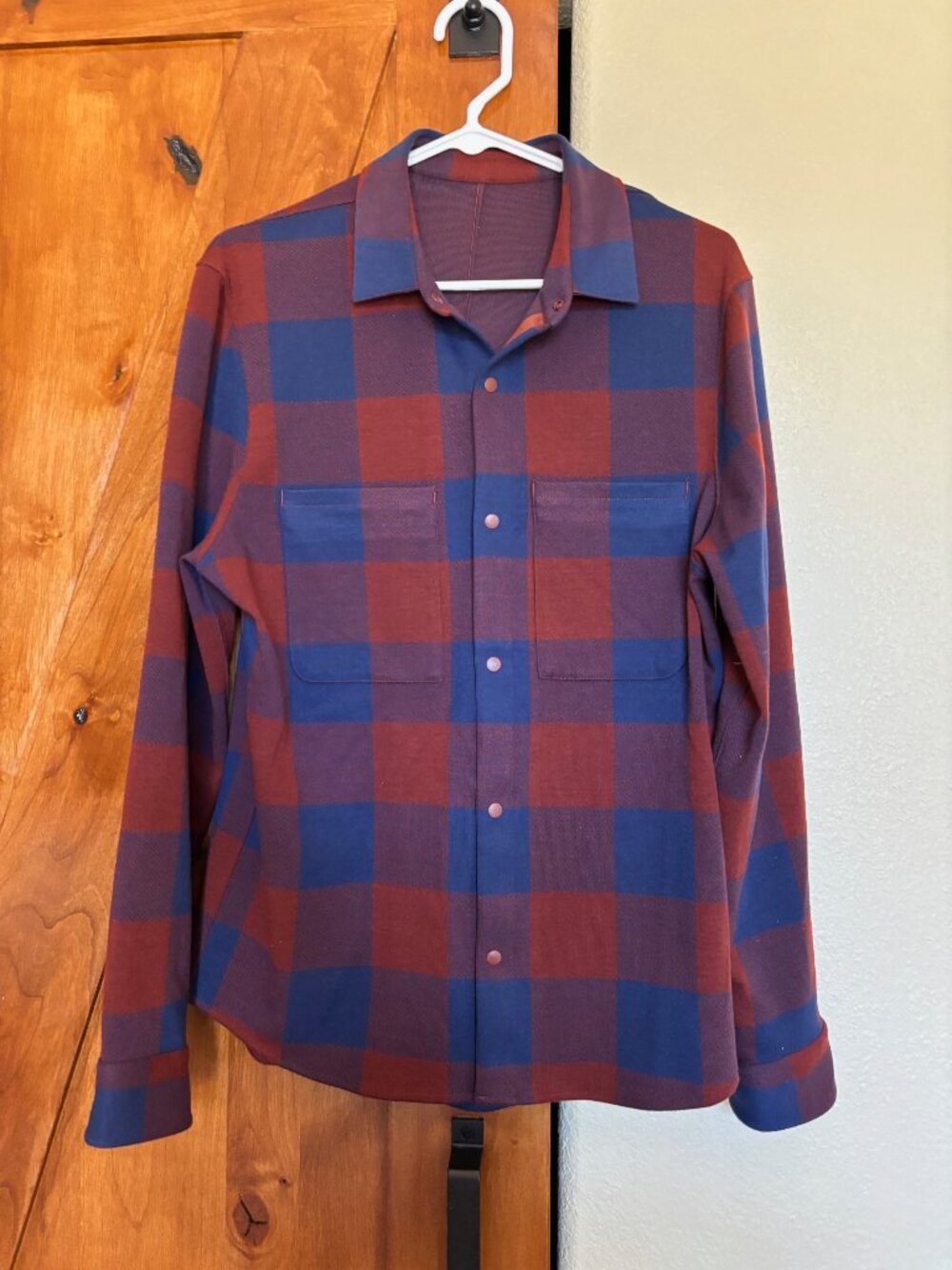 Men's Lululemon flannel shirt-size S